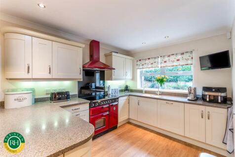 fitted kitchen