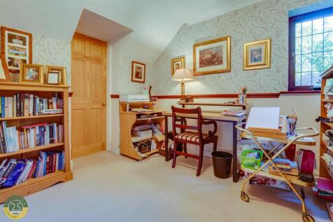 Bedroom 3-1.jpg