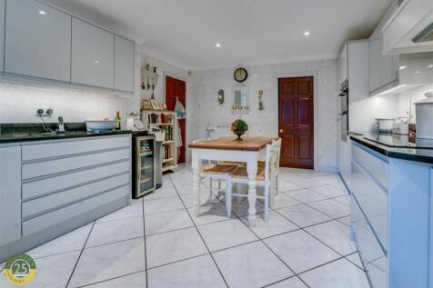 Kitchen Diner 5.jpg