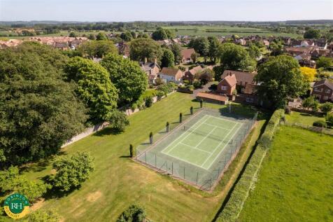 tennis court (aerial)