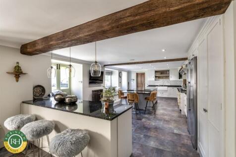 open plan family kitchen
