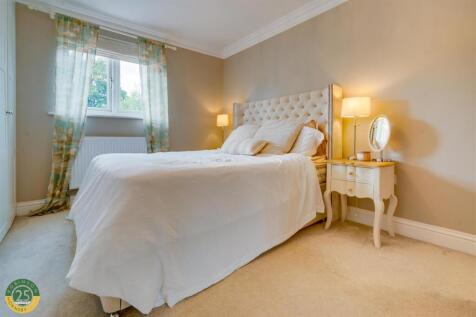 Bedroom 1- 1.jpg