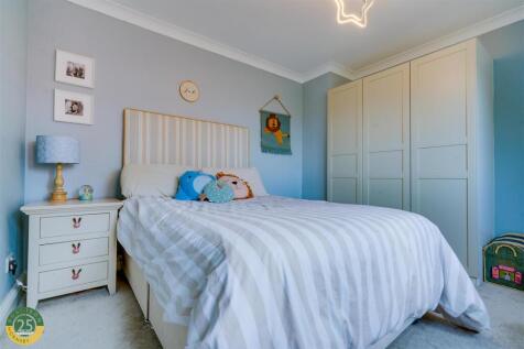 Bedroom 3- 2.jpg