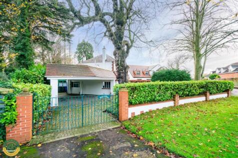 Front of Property 4.jpg