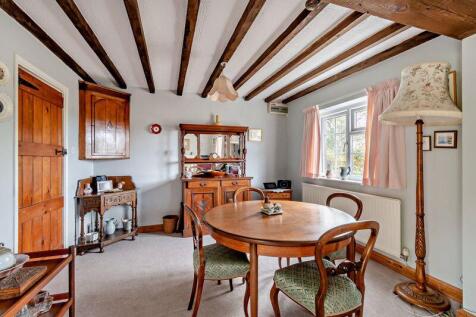 Reception Room - Dining Area 