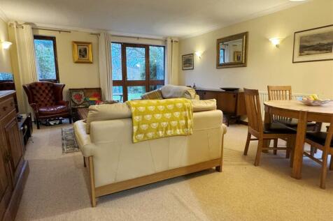 Sitting Room Annex 2.JPG