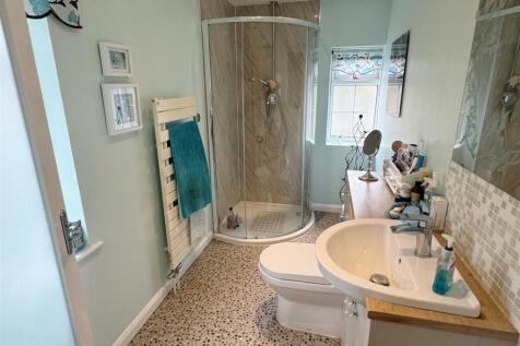 En Suite 1.JPG