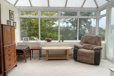 Fam Room - Conservatory 1.JPG