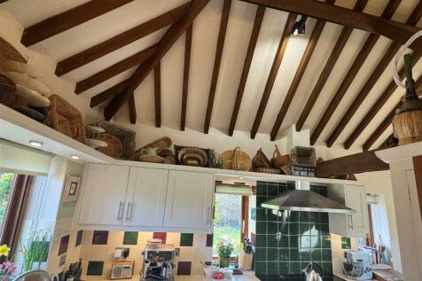 Roof Joists 2.JPG