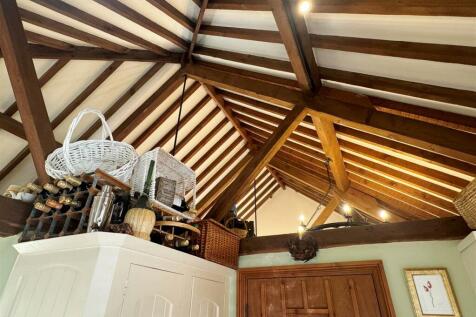 Roof Joists 1.JPG