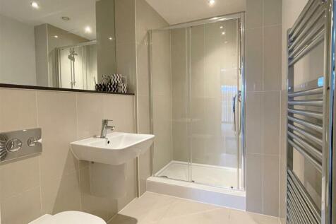 En Suite 1.JPG