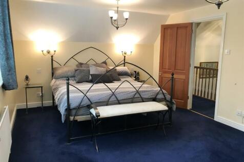 Bed 1a.JPG