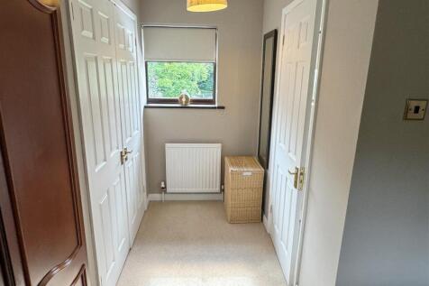Dressing Area.JPG