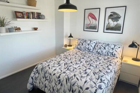 Bed 1a.JPG