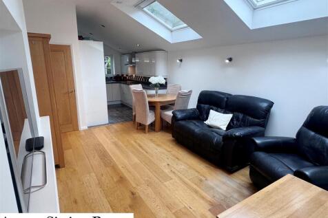 Annexe Living Area 1.1.JPG