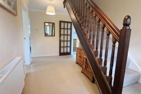 Entrance Hall.JPG