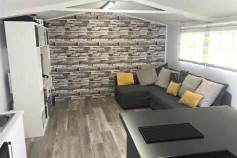Cabin 1.JPG