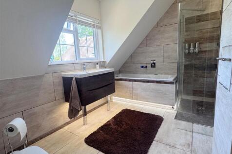 Bath 1.JPG