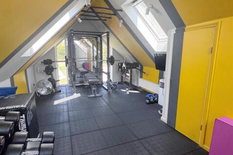 Gym 1.JPG