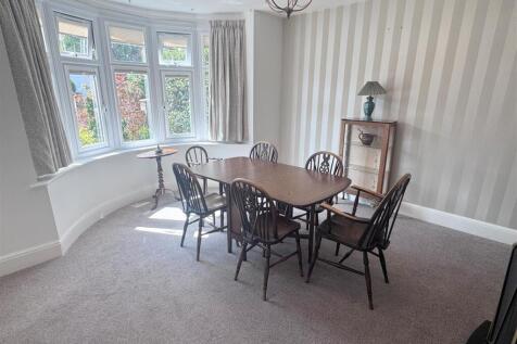 Dining Room 2.JPG