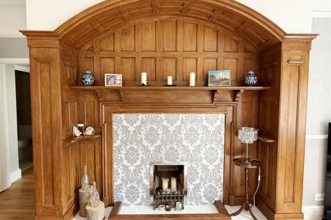 Fireplace 1.JPG