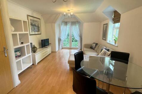Living Room 1a.JPG