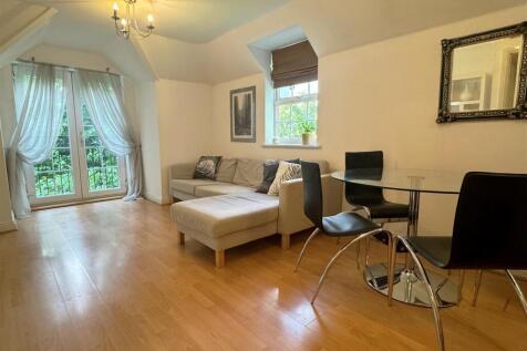 Living Room 1c.JPG