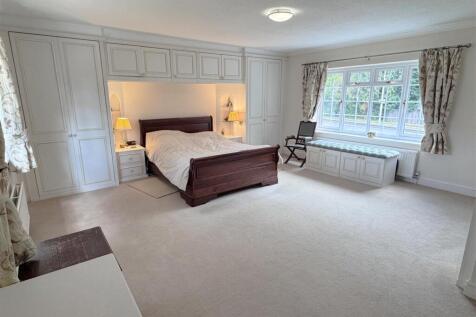 Bed 1a.JPG