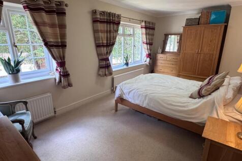New Bed 2a.jpg