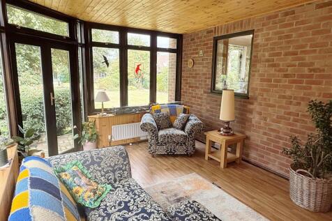 Garden Room 1.JPG