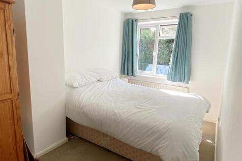Bed 2.JPG