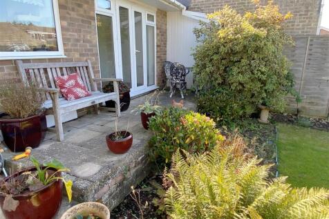 Grd patio area 1.jpeg