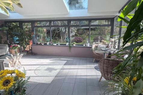Garden Room 1.JPG