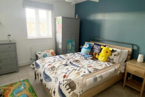 Bed 2.JPG