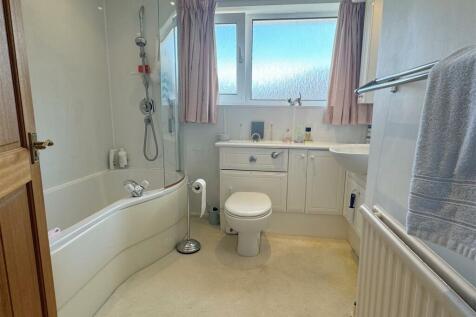Bath 1.JPG