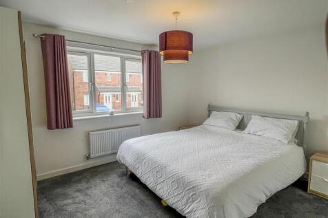 44 Tasker Way Photo-Bedroom 1.2.jpg