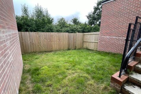 44 Tasker Way Photo-Garden 2.jpg