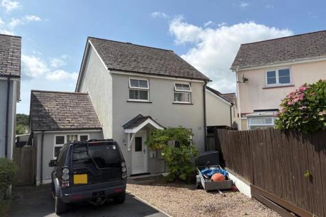 17 Oakhill Dr - Edit.jpg