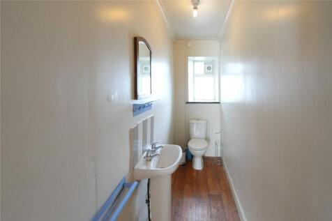 Bedroom 2 Ensuite
