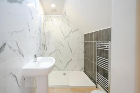 En-Suite Shower Rm