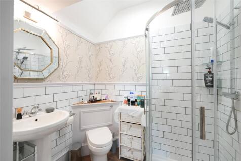 En Suite Shower