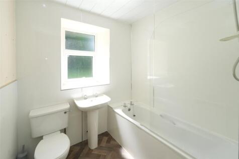 1 Breoch Bathroom