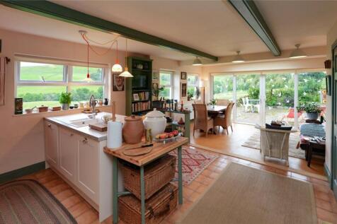 Kitchen/ Dining
