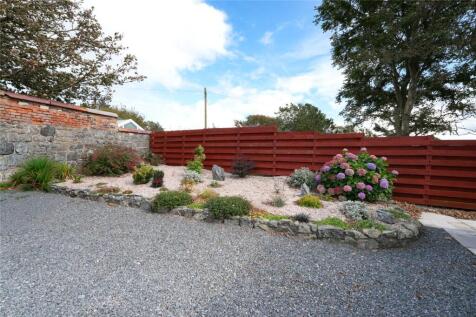 Parking/Garden