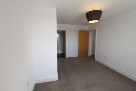 Bedroom Main 2