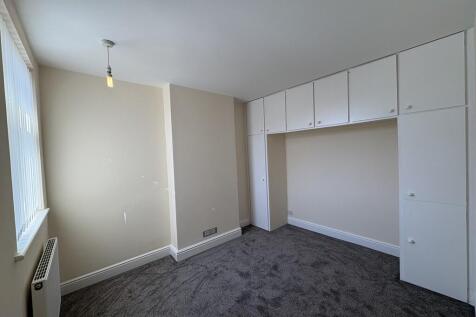 2nd Double Bedroo...