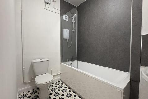 Newly Fitted Bath...