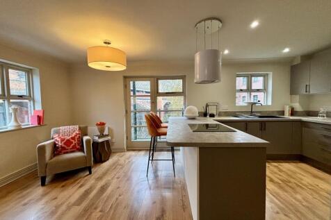 Open Plan Living/Kitchen