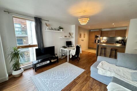 Open Plan Living and Kitchen