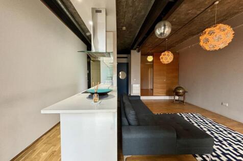 Living/Kitchen